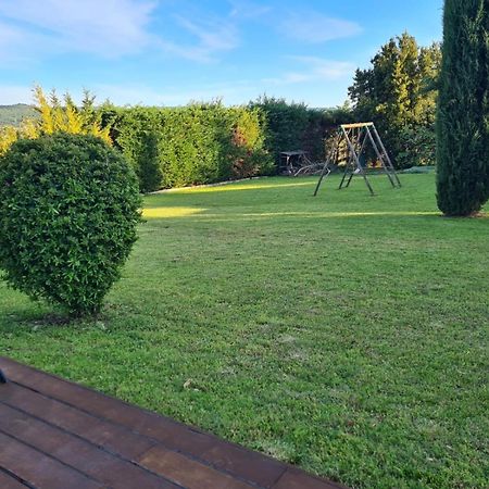 Family First Villa Gargas  Bagian luar foto